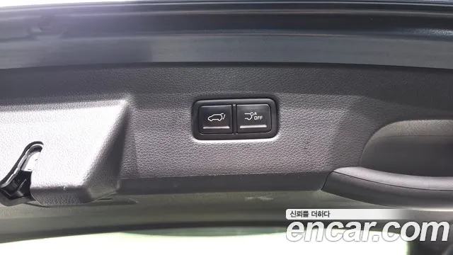 Kia Canival Carnival 4 поколение Дизель 7 мест Signature — Фото автомобиля 30