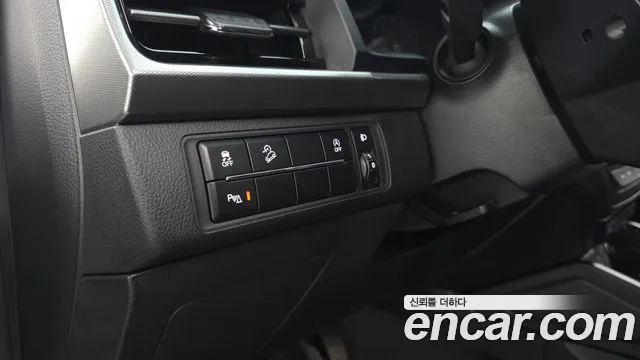 KG_Mobility_Ssangyong Rexton Новый Rexton Sport Дизель 2.2 4WD — Фото автомобиля 23