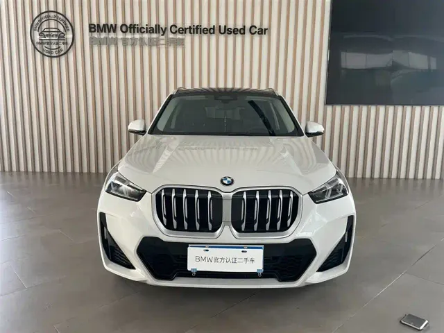 BMW X1 — Фото автомобиля 2