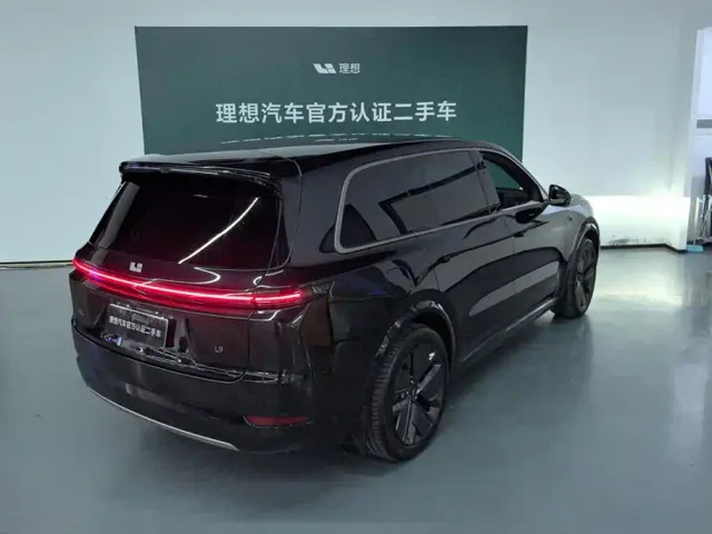 Li Auto Li Xiang L9 2025 Ultra Smart Renewal Edition — Фото автомобиля 3