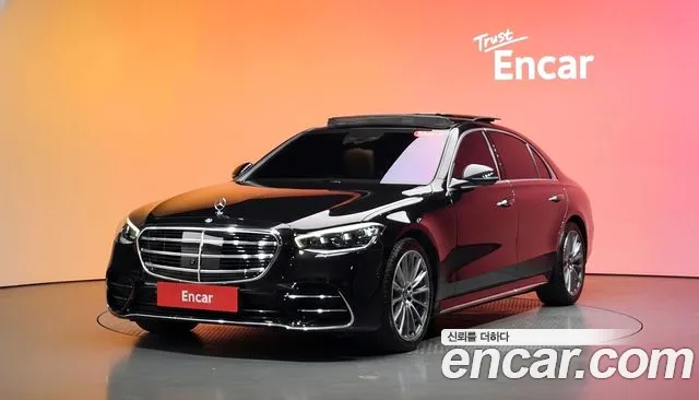 Фотография автомобиля — Mercedes-Benz S-Class