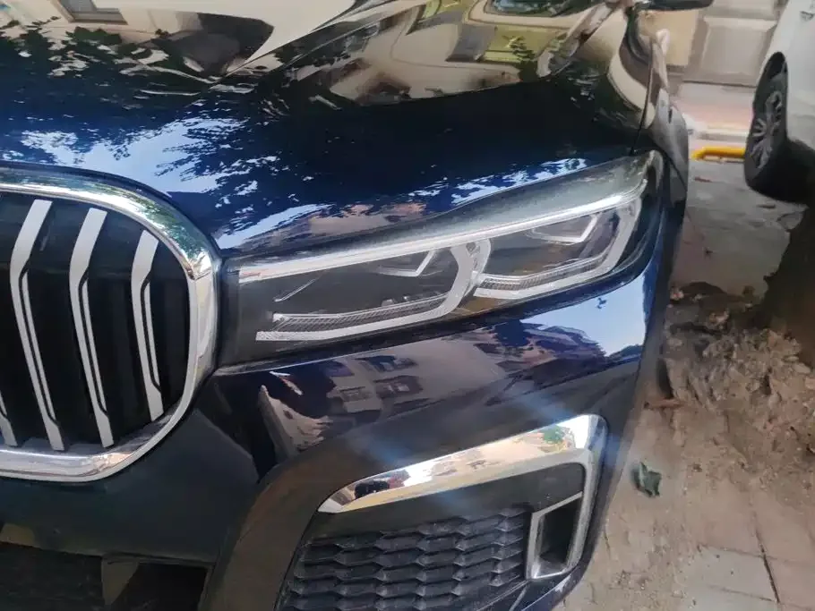 BMW BMW 7 Series 2022 740Li Exclusive M Sport Package — Фото автомобиля 4