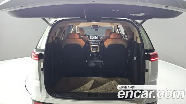 Kia Canival Carnival 4 поколение Бензин 9 мест Signature — Фото автомобиля 20