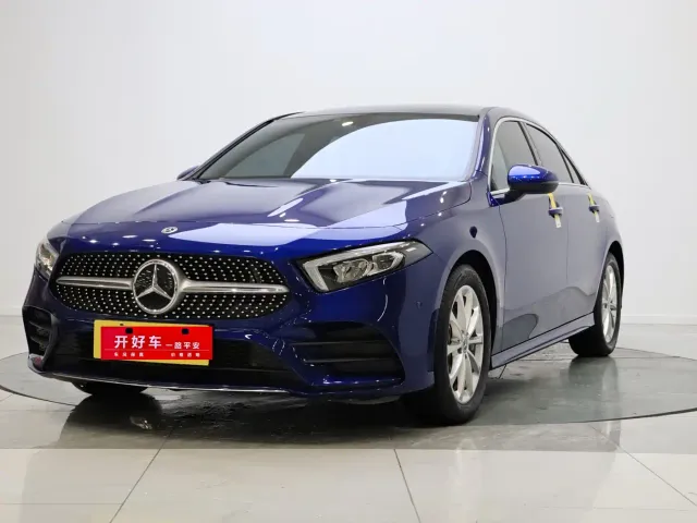 Mercedes-Benz A-Class — Фото автомобиля 21