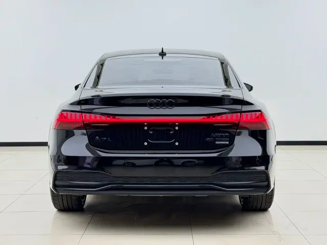 Audi A7L — Фото автомобиля 20