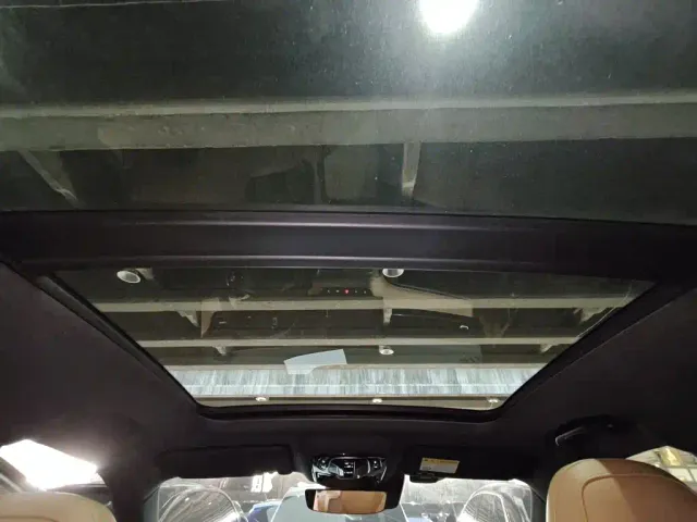 Roewe RX5 — Фото автомобиля 17