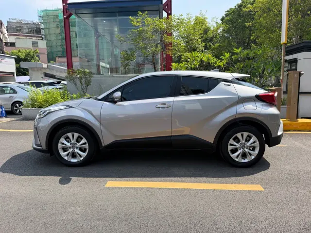Toyota IZOA — Фото автомобиля 7