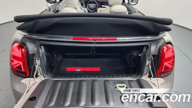 Mini Cooper Convertible — Фото автомобиля 14