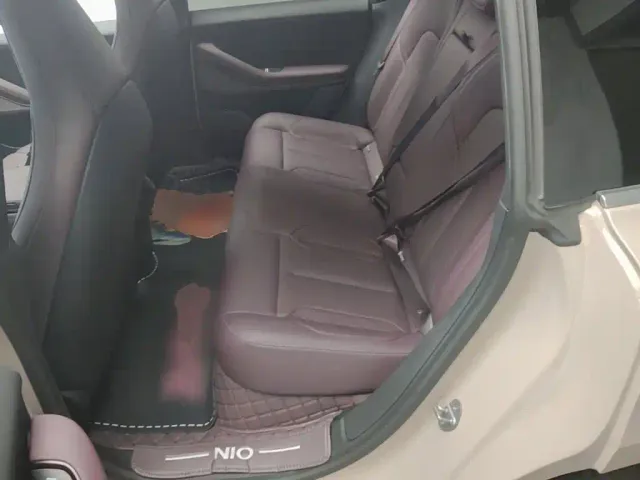 Nio ET5 Touring — Фото автомобиля 16