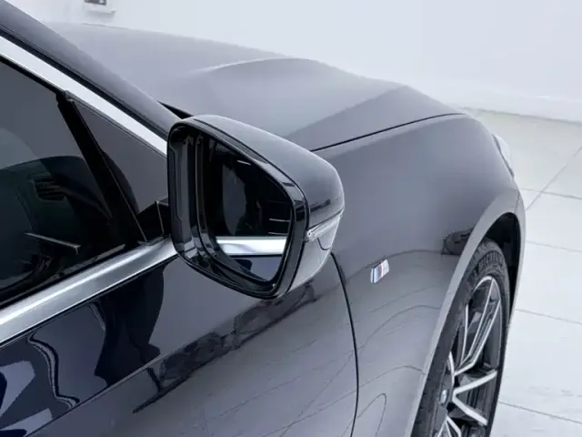 BMW 3 Series — Фото автомобиля 12