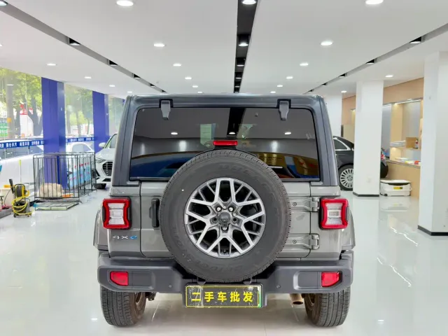 Jeep Wrangler 4xe — Фото автомобиля 8
