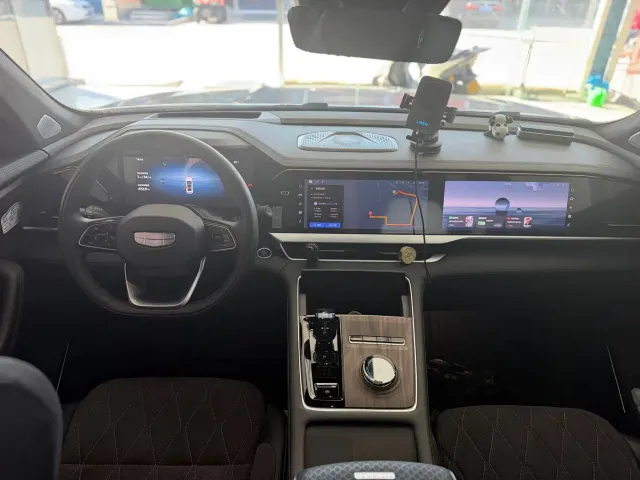 Geely Xingyue L — Фото автомобиля 8