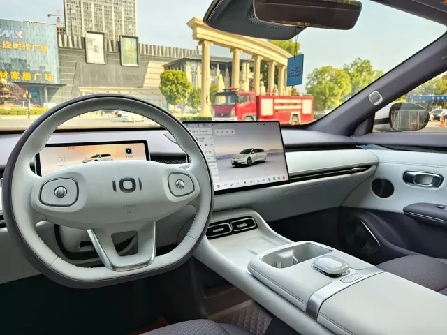 Changan Qiyuan A06 — Фото автомобиля 16