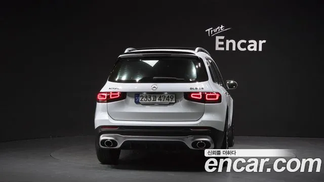 Mercedes-Benz GLB-Class — Фото автомобиля 4