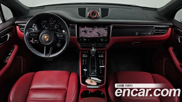 Porsche Macan — Фото автомобиля 6