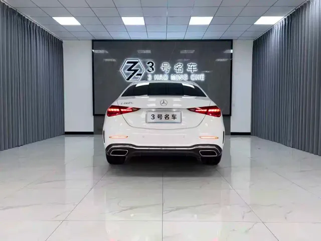 Mercedes-Benz C-Class — Фото автомобиля 2