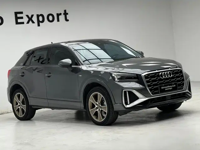 Audi Q2L — Фото автомобиля 3