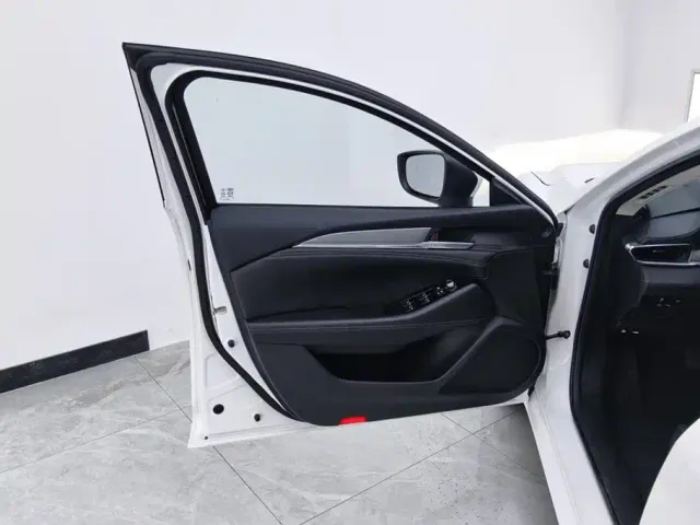 Mazda Atenza — Фото автомобиля 7