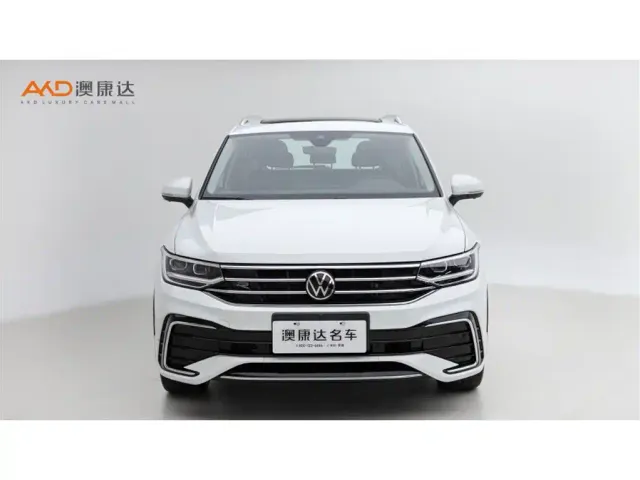 Volkswagen Tiguan L — Фото автомобиля 2