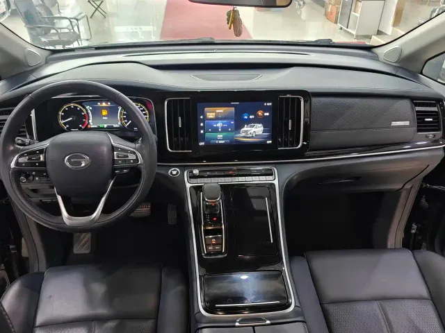 GAC Trumpchi M8 — Фото автомобиля 12