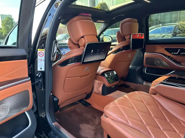 Mercedes-Benz Maybach S-Class — Фото автомобиля 18