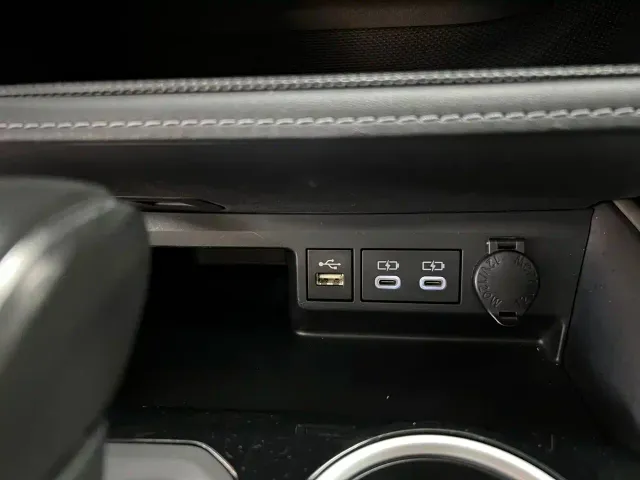 Toyota Highlander — Фото автомобиля 18