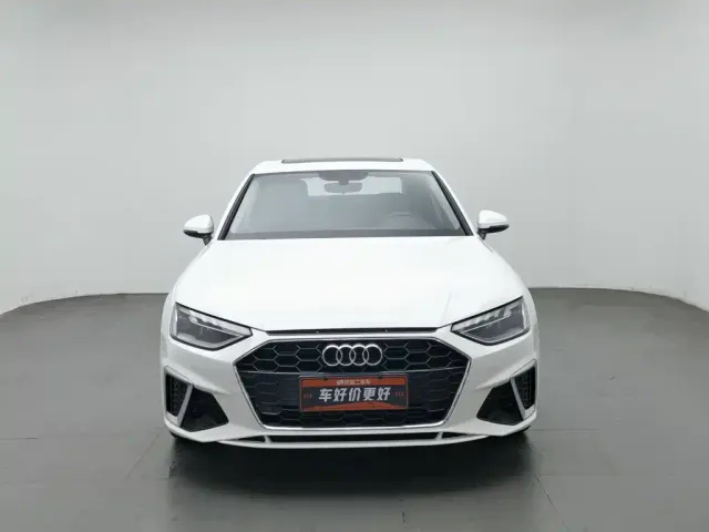 Audi A4L — Фото автомобиля 3