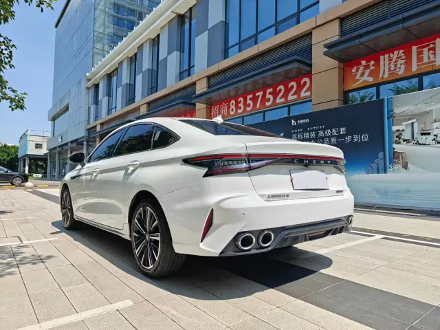 Chery Arrizo 8 — Фото автомобиля 5