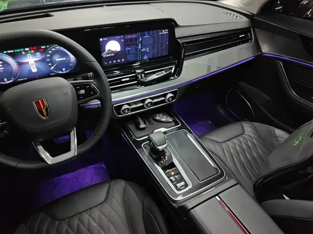 Hongqi HS5 — Фото автомобиля 13