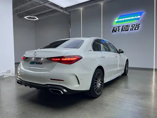Mercedes-Benz C-Class — Фото автомобиля 7