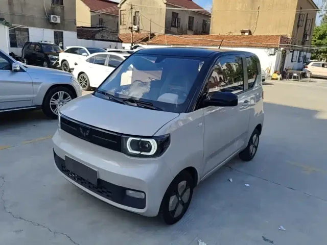 Фотография автомобиля — Wuling Hongguang Mini EV