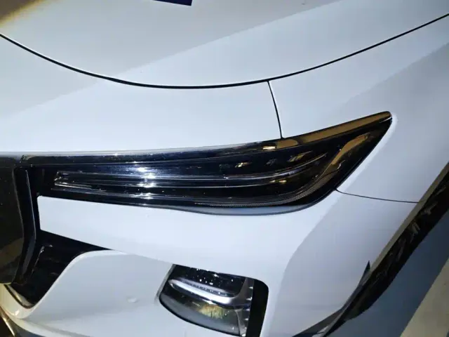 Hongqi H5 — Фото автомобиля 5