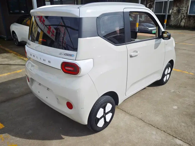Wuling Hongguang Mini EV — Фото автомобиля 5