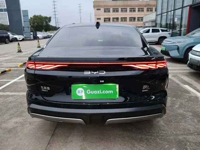 BYD Han L — Фото автомобиля 5