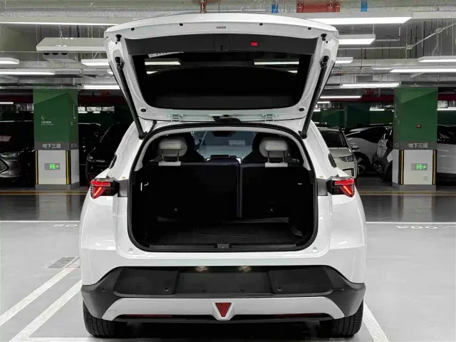 Arcfox Alpha T5 — Фото автомобиля 7