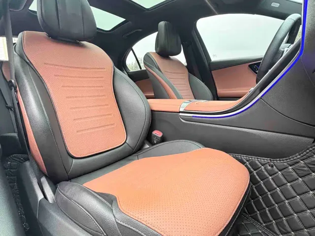 Mercedes-Benz C-Class — Фото автомобиля 4
