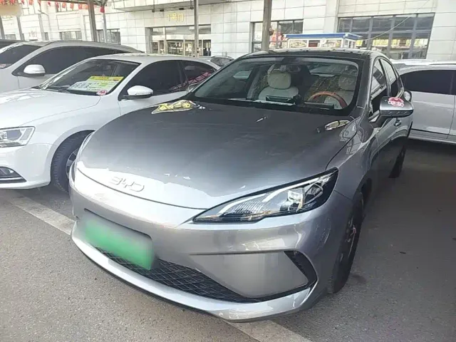 Фотография автомобиля — BYD Seal 05 DM-i