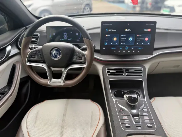 BYD Qin PLUS — Фото автомобиля 15