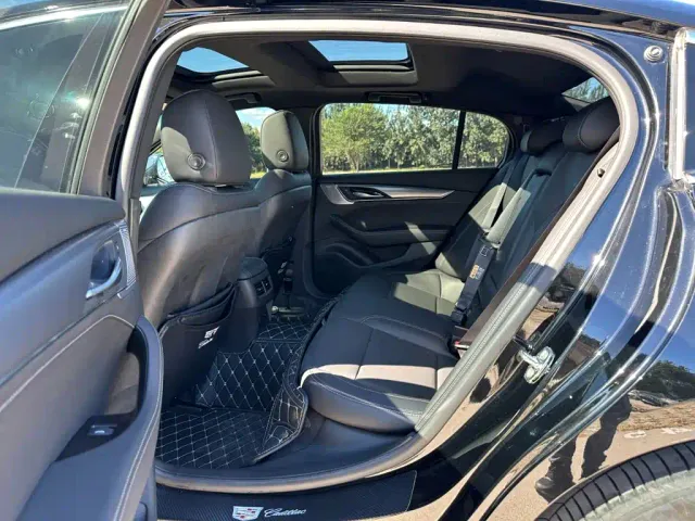 Cadillac CT5 — Фото автомобиля 9