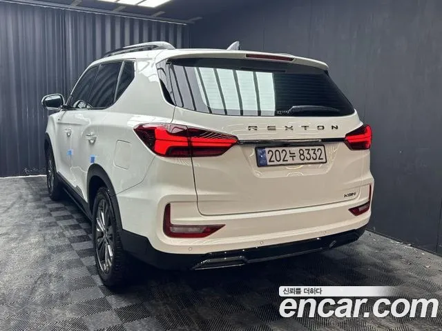 KG_Mobility_Ssangyong Rexton Rexton Arena Дизель 2.2 4WD — Фото автомобиля 4