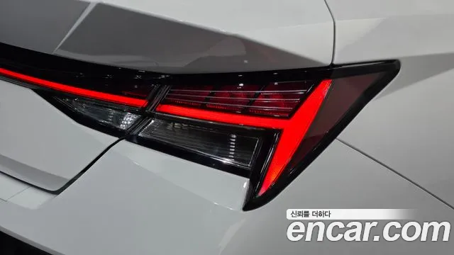 Hyundai Avante — Фото автомобиля 8