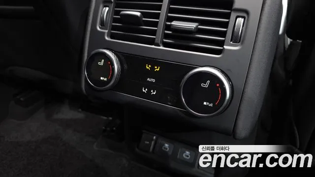 Land Rover Discovery — Фото автомобиля 27