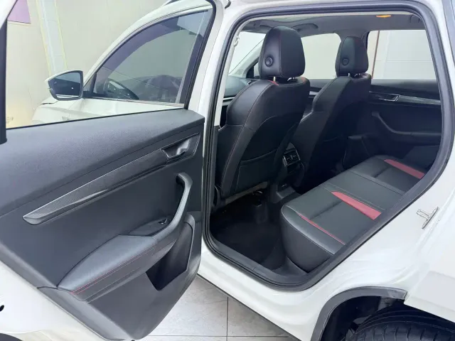 Skoda Karoq — Фото автомобиля 15