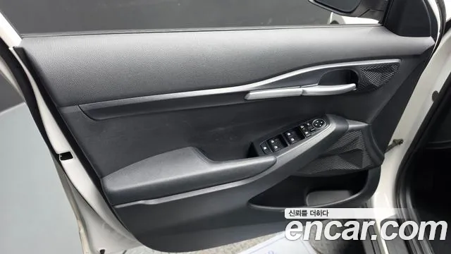 Kia Seltos — Фото автомобиля 13