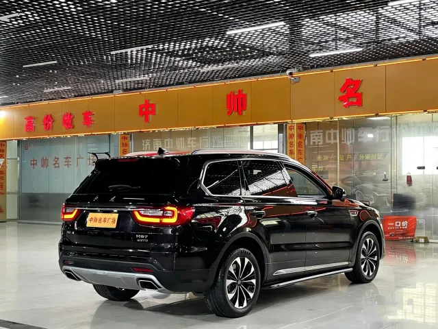 Hongqi HS7 — Фото автомобиля 4