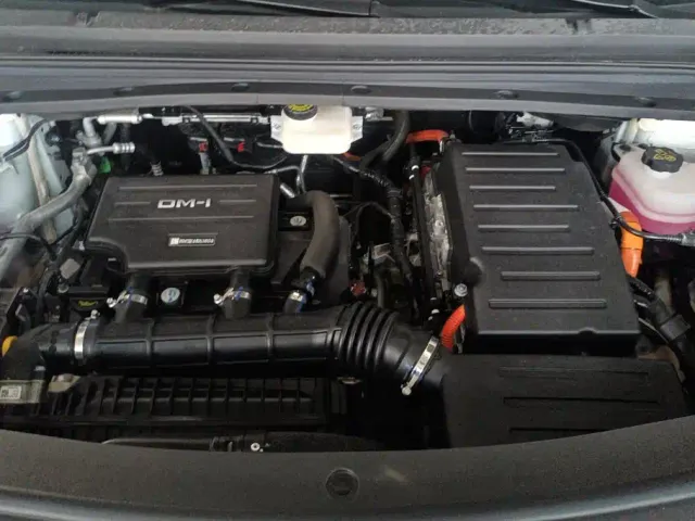 BYD Song L DM-i — Фото автомобиля 10