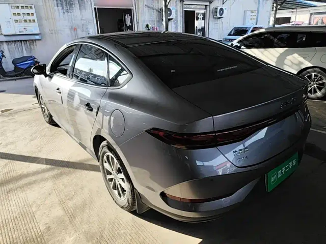 BYD Qin PLUS — Фото автомобиля 4