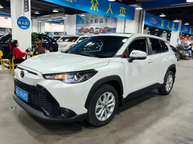Toyota Frontlander — Фото автомобиля 2