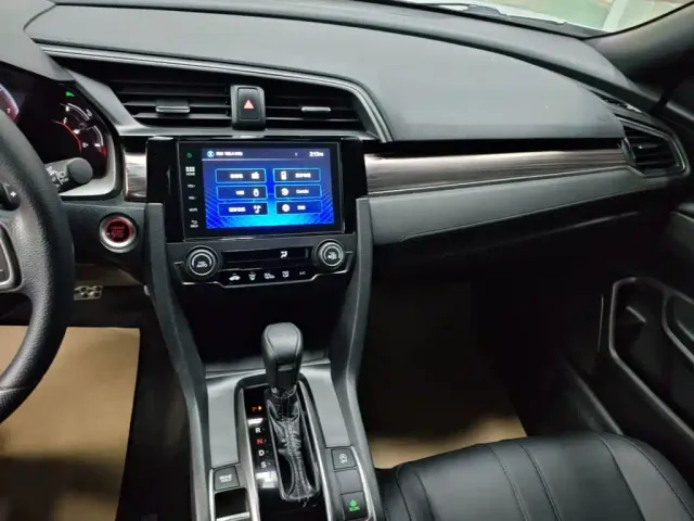 Honda Civic — Фото автомобиля 12