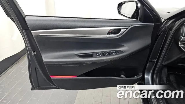 Hyundai Grandeur New — Фото автомобиля 13